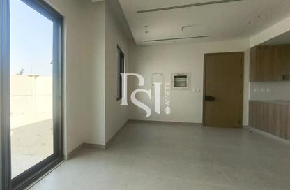 Townhouse - 2 Bedrooms - 3 Bathrooms for rent in Bloom Living - Zayed City (Khalifa City C) - Khalifa City - Abu Dhabi