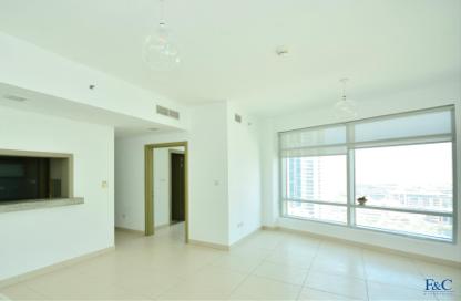 Apartment - 1 Bedroom - 2 Bathrooms for rent in The Lofts Central - The Lofts - Downtown Dubai - Dubai