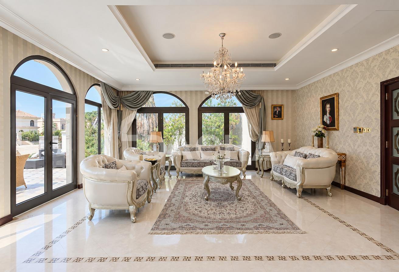 Move In Ready | Exclusive Frond | Atrium Entrance photo 6