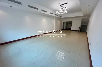 شقة - 3 غرف نوم - 4 حمامات للايجار في الميل الذهبي 2 - الميل الذهبي - نخلة جميرا - دبي