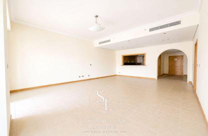 Apartment - 2 - 3 for rent in Al Hallawi - Shoreline Apartments - Palm Jumeirah - Dubai