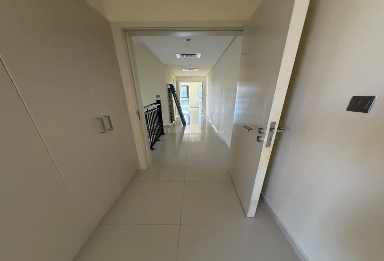 165033247 - Property Main Image