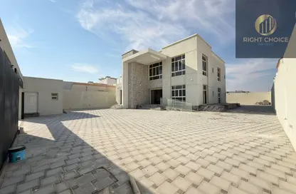 فيلا - 5 غرف نوم للايجار في مدينة الرياض - أبوظبي