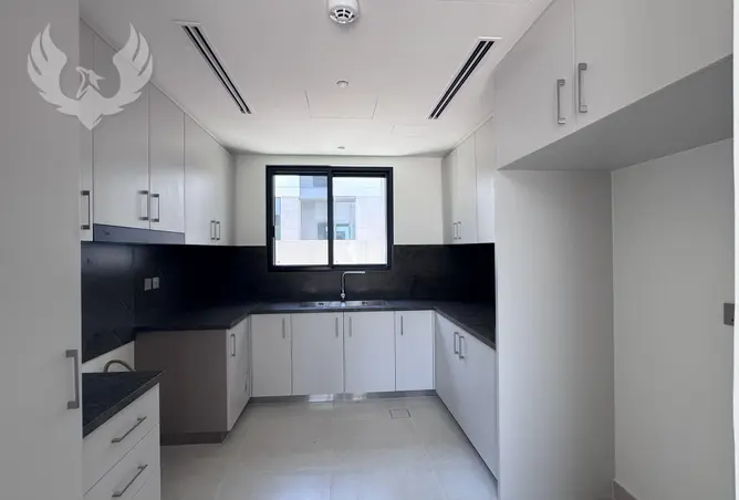 107275367 - Property Image 3