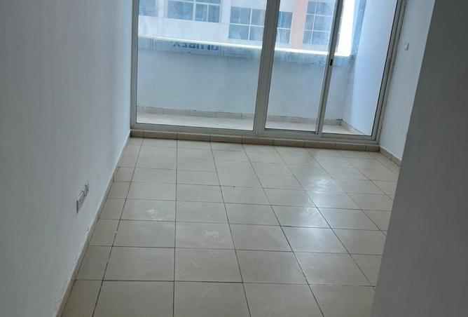 54400018 - Property Image 3