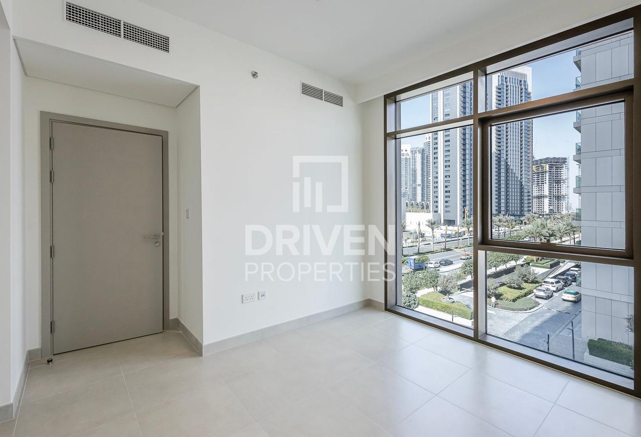 Spacious | Corner Apt in Palace Branded Tower photo 9