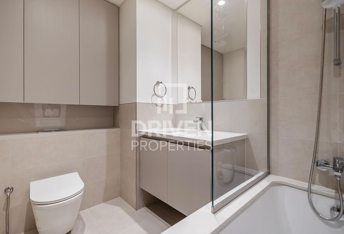 Spacious | Corner Apt in Palace Branded Tower photo 18