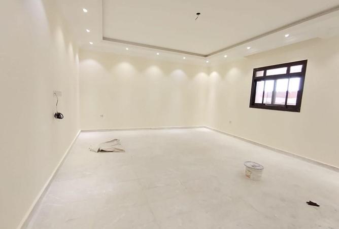PVT ENTRANCE 4MBR SINGLE FLOOR VILLA — photo 3