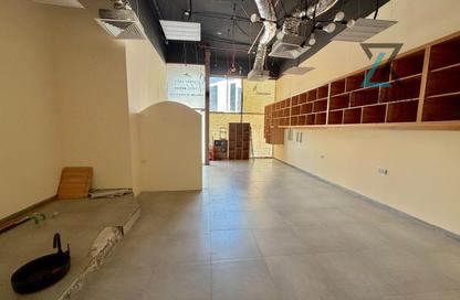 Shop - Studio - 1 for rent in Rose Building - Al Jaddaf - Dubai