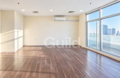 Apartment - 3 - 2 for rent in Champions Tower 1 - Champions Towers - Dubai Sports City - Dubai
