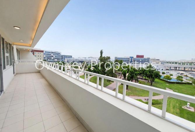 Spacious/2BR Open View/3Mint Walk Metro Station