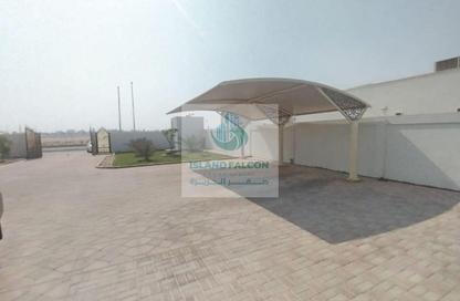 Villa - Studio - 7+ Bathrooms for rent in Shakhbout City - Abu Dhabi