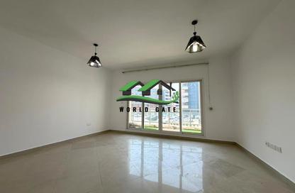 Apartment - 1 Bedroom - 1 Bathroom for rent in Tower 4 - Al Reef Downtown - Al Reef - Abu Dhabi Apartment - 1 Bedroom - 1 Bathroom for rent in Tower 4 - Al Reef Downtown - Al Reef - Abu Dhabi