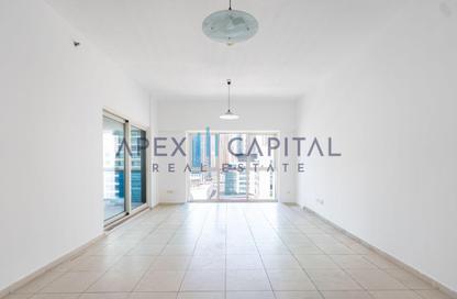 Apartment - 2 - 3 for rent in Cascades Tower - Dubai Marina - Dubai
