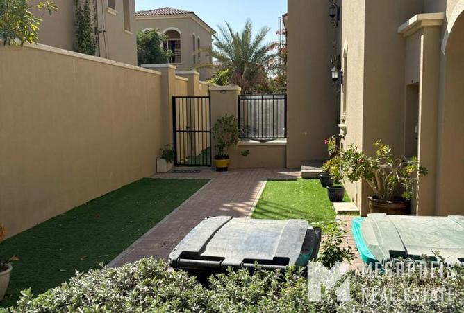 70269708 - صورة العقار 2