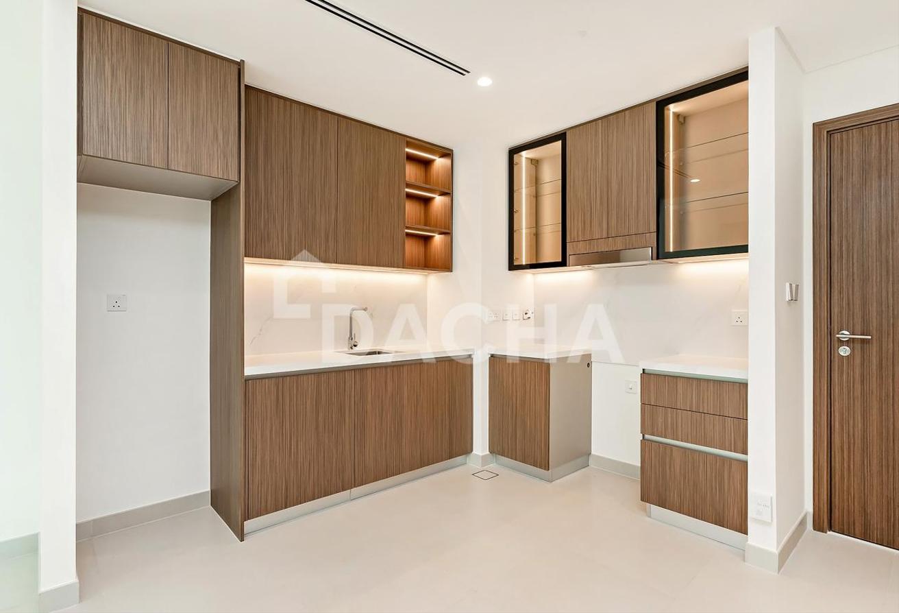 High floor | Unfurnished | Brand New photo 8