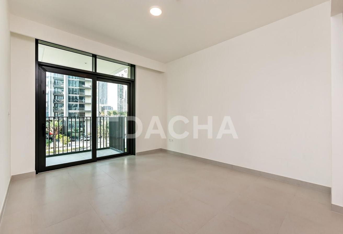High floor | Unfurnished | Brand New photo 5