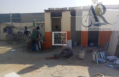 Labor Camp - Studio - 7+ Bathrooms for rent in Ali Mousa Building - Al Sajaa Industrial - Al Sajaa - Sharjah