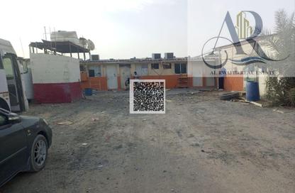 Labor Camp - Studio - 7+ Bathrooms for rent in Ali Mousa Building - Al Sajaa Industrial - Al Sajaa - Sharjah