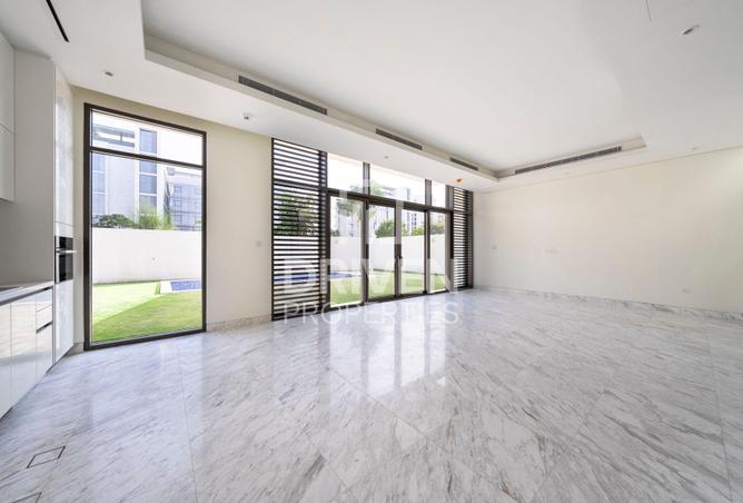 81108181 - Property Image 3