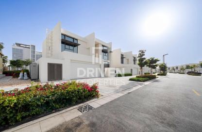 Villa - 4 Bedrooms - 6 Bathrooms for sale in District One Villas - District One - Mohammed Bin Rashid City - Dubai