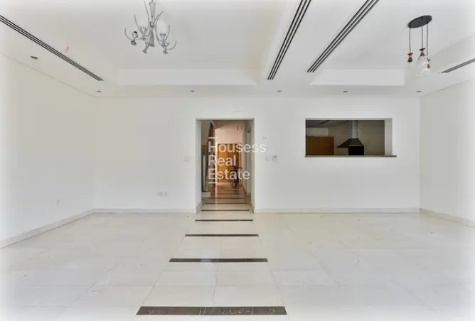 152381437 - Property Image 3
