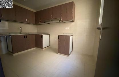 Apartment - 2 Bedrooms - 3 Bathrooms for rent in Al Rawda 1 - Al Rawda - Ajman