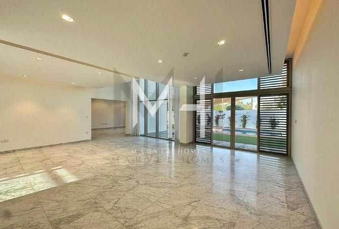 125174445 - Property Image 3