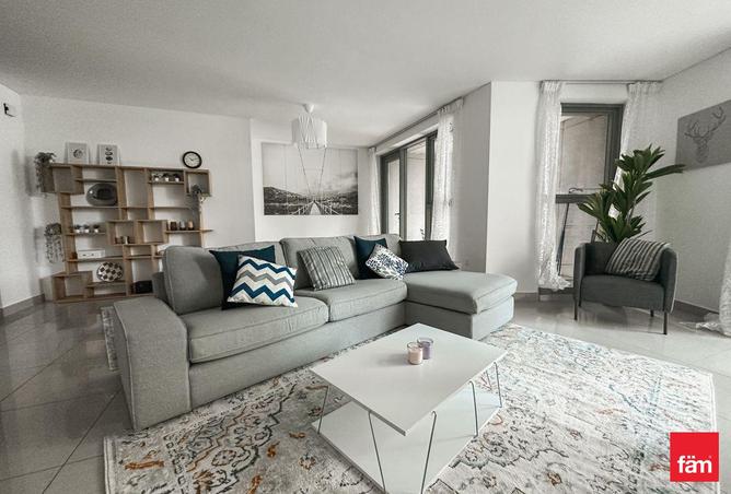 87033828 - Property Image 3
