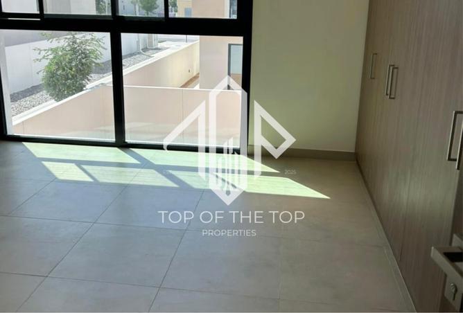 92246180 - Property Image 3