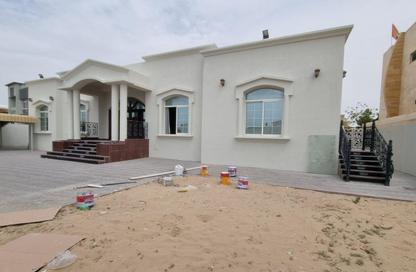 Villa - 3 Bedrooms - 5 Bathrooms for rent in Al Barsha 2 Villas - Al Barsha 2 - Al Barsha - Dubai