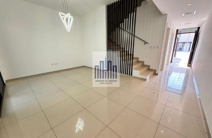 Townhouse - 2 Bedrooms - 4 Bathrooms for rent in Nasma Residence - Al Tai - Sharjah