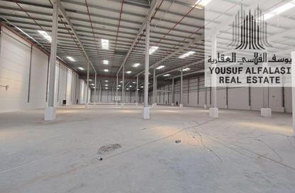 Warehouse - Studio - 2 Bathrooms for rent in Al Sajaa S - Al Sajaa - Sharjah