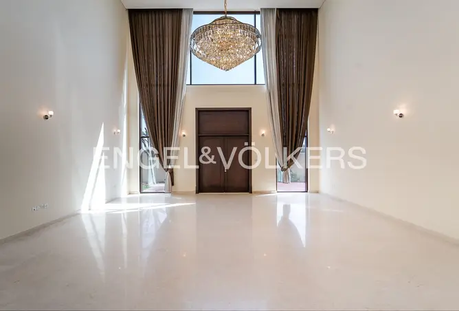 156002590 - Property Image 3