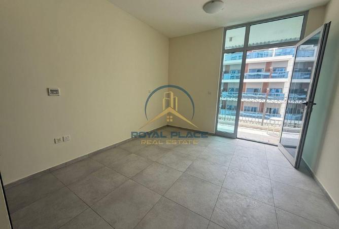 128354385 - Property Image 3