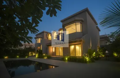 Villa - 5 Bedrooms - 6 Bathrooms for rent in Jumeirah 3 - Jumeirah - Dubai