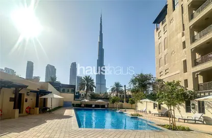 شقة - 2 غرف نوم - 3 حمامات للبيع في ينسون 1 - ينسون - دبي القديمة - وسط مدينة دبي - دبي