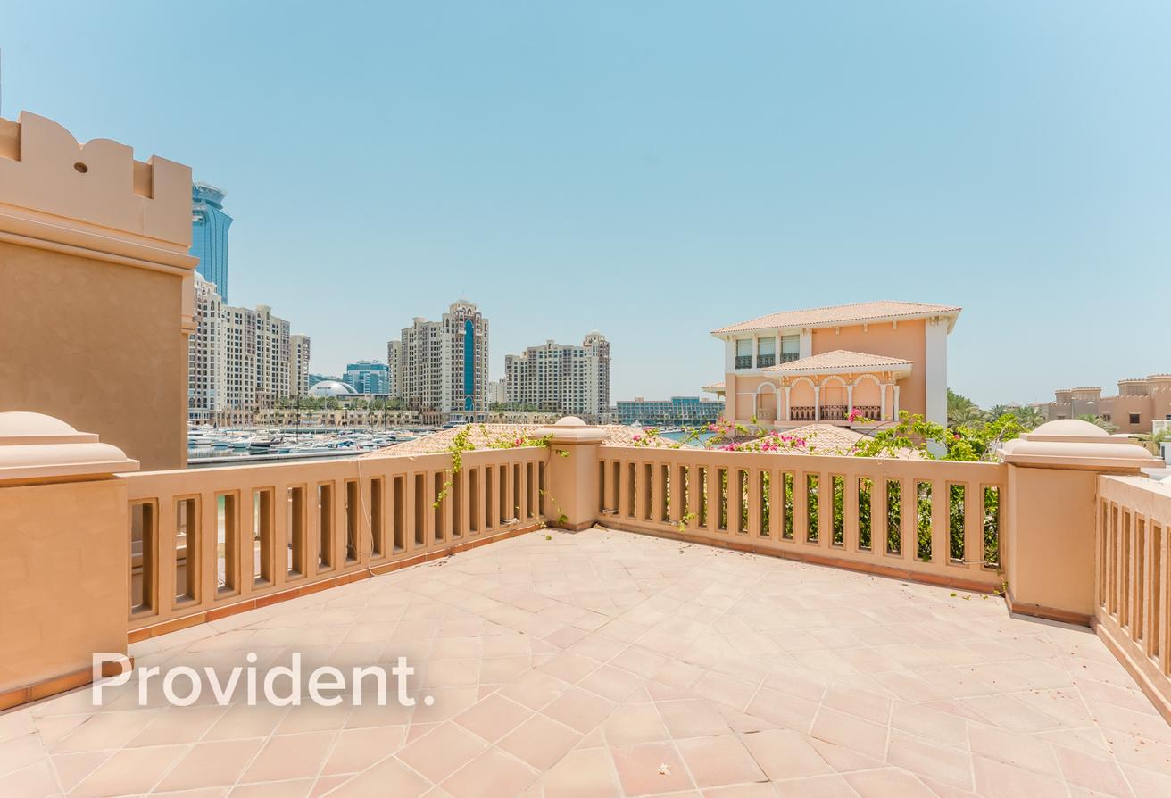 Beach Garden Villa | Available Now | Unfurnished photo 13