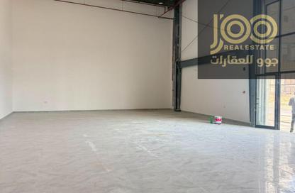 Warehouse - Studio - 1 for rent in Umm Al Thuoob - Umm Al Quwain