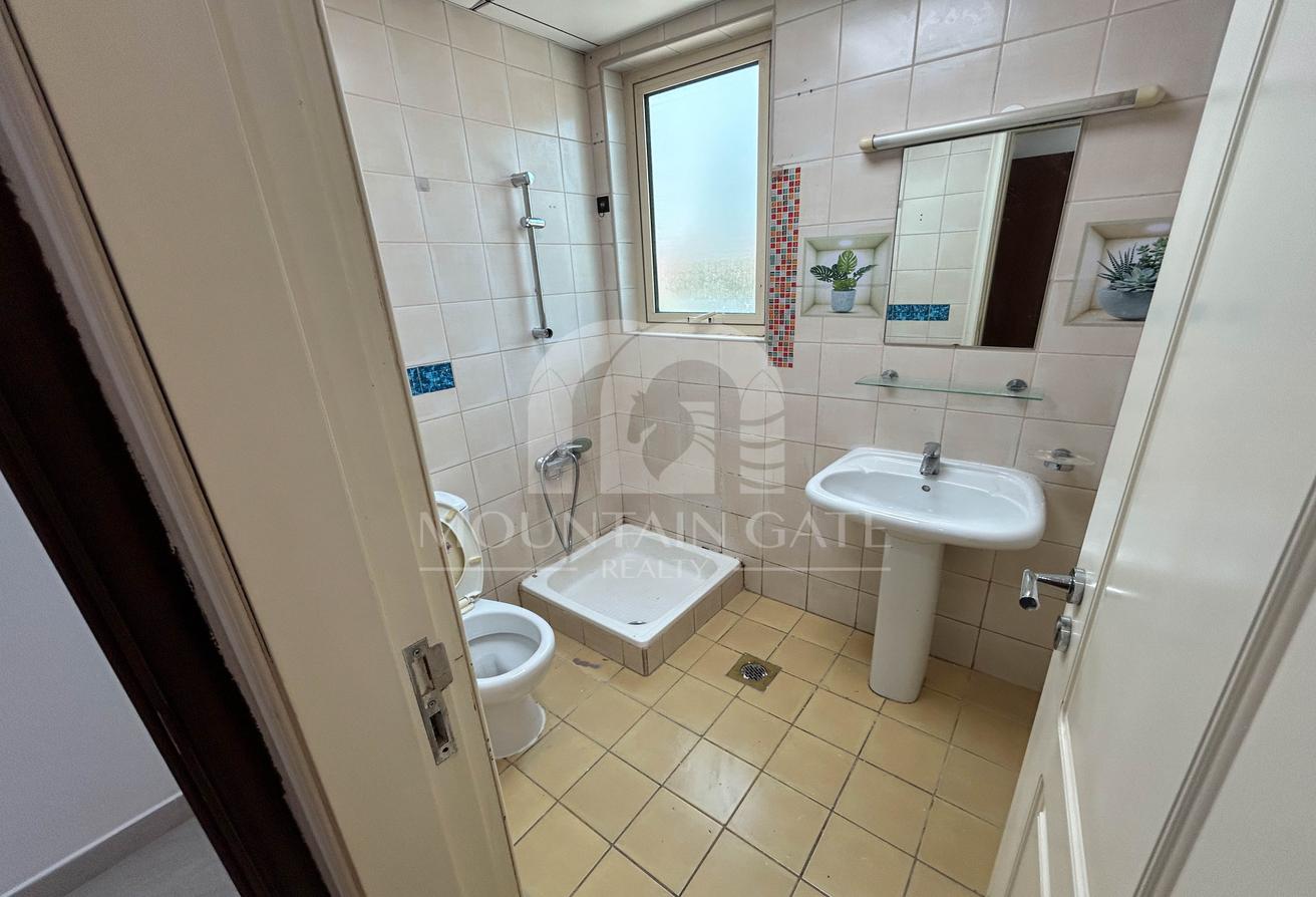 Furnished | Multiple Cheques | Well Maintaned photo 14