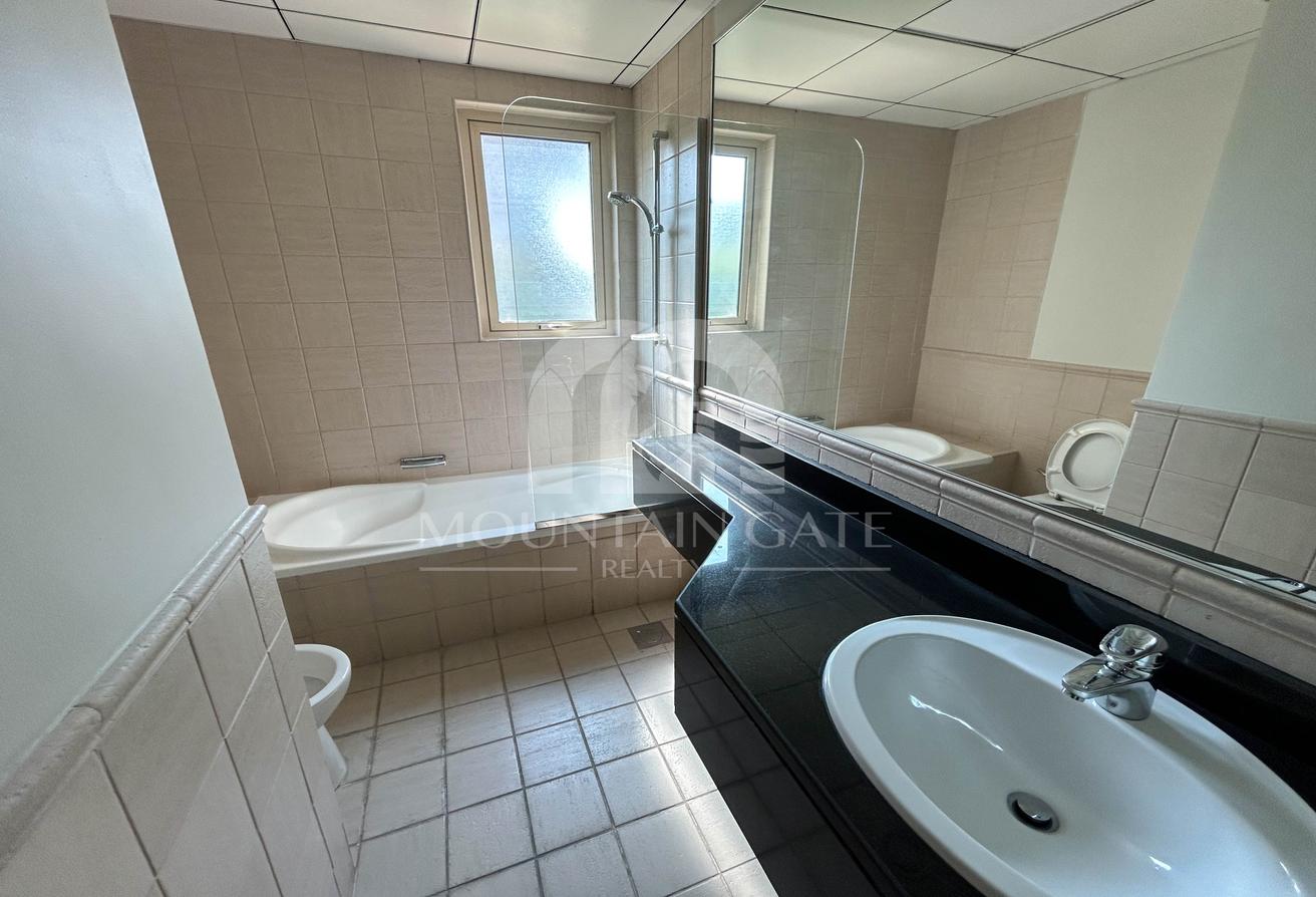 Furnished | Multiple Cheques | Well Maintaned photo 19