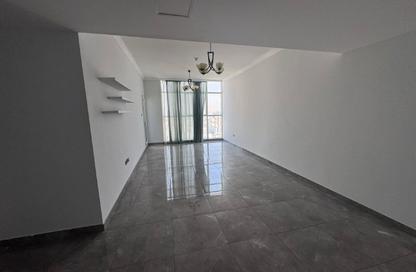 Apartment - 3 - 3 for rent in Jamal Abdul Nasser Street - Al Majaz - Sharjah