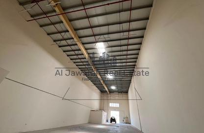 Warehouse - Studio - 1 Bathroom for rent in Umm Dir - Umm Al Quwain