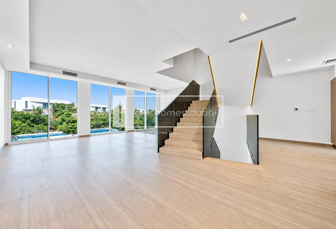 BRAND NEW | SPACIOUS 4BR VILLA | LAGOON VIEW photo 4