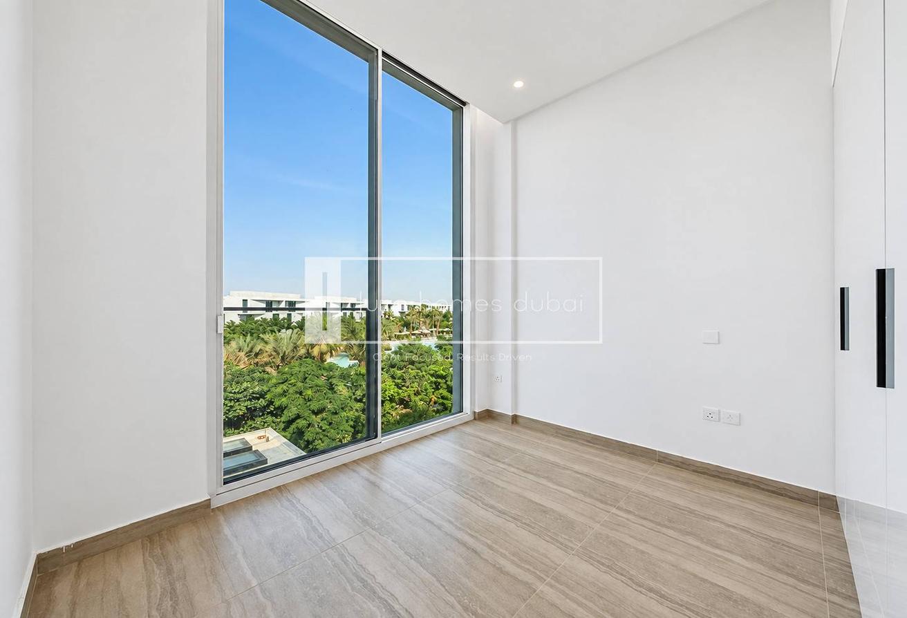 BRAND NEW | SPACIOUS 4BR VILLA | LAGOON VIEW photo 13