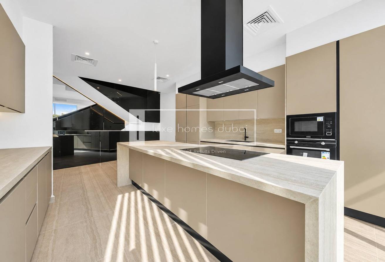 BRAND NEW | SPACIOUS 4BR VILLA | LAGOON VIEW photo 10
