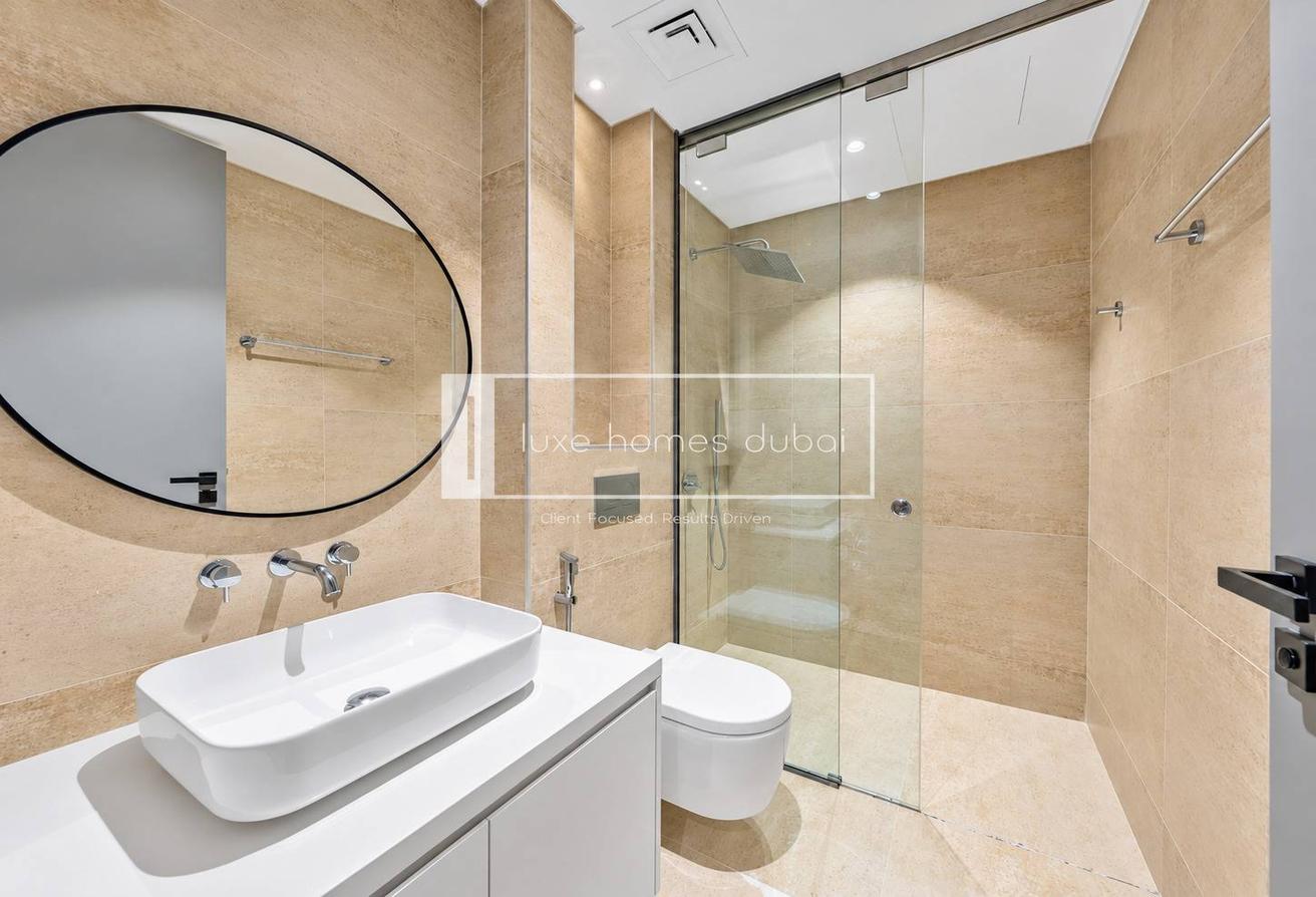 BRAND NEW | SPACIOUS 4BR VILLA | LAGOON VIEW photo 15