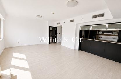 Apartment - 1 Bedroom - 1 Bathroom for rent in Al Majara 2 - Al Majara Towers - Dubai Marina - Dubai Apartment - 1 Bedroom - 1 Bathroom for rent in Al Majara 2 - Al Majara Towers - Dubai Marina - Dubai