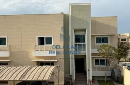 Villa - 4 Bedrooms - 4 Bathrooms for rent in Liwa Oasis compound - Khalifa City - Abu Dhabi