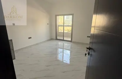 شقة - غرفة نوم - 1 حمام للايجار في مساكن كورنيش عجمان - طريق كورنيش عجمان - عجمان